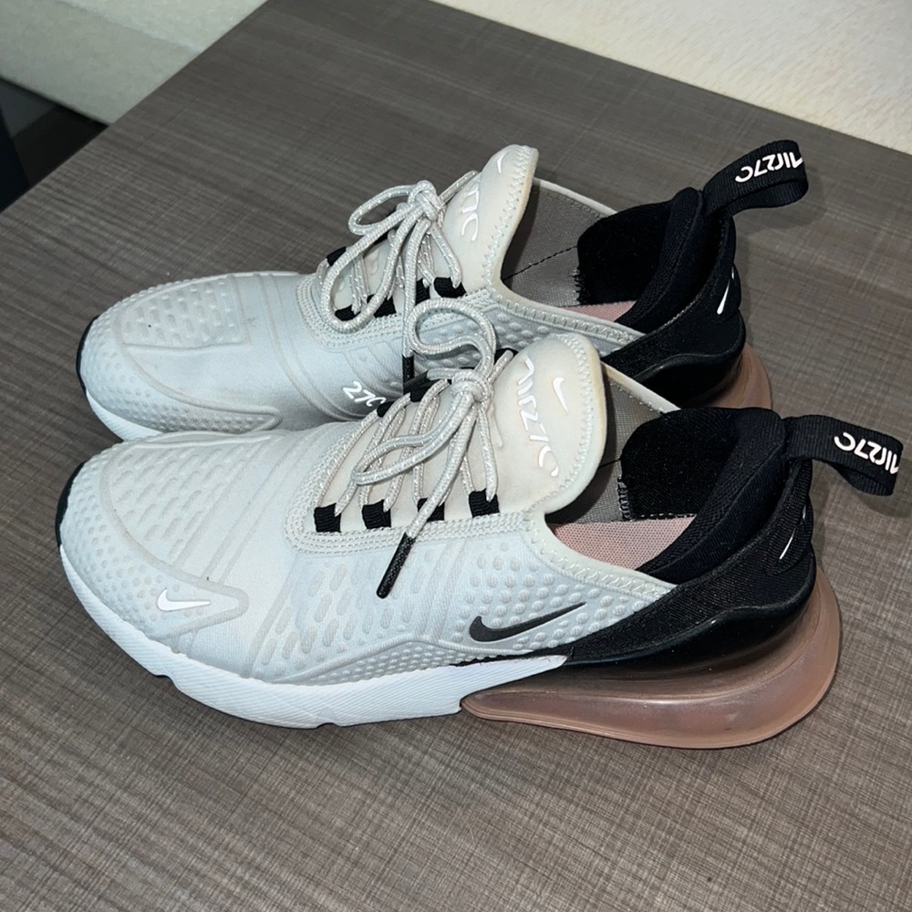 Nike Air Max 270